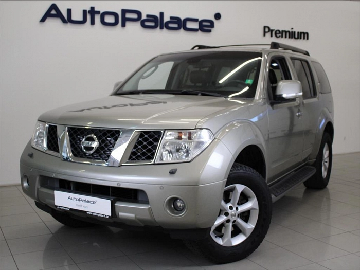 Nissan Pathfinder 2,5 dCi AT TAŽNÉ Kůže KAMERA 126 kW automat šedá