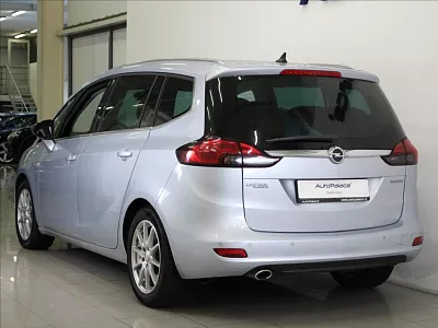 Opel Zafira 2,0 CDTi 125kW Cosmo 7.míst ČR 125 kW šedá