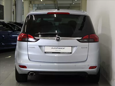 Opel Zafira 2,0 CDTi 125kW Cosmo 7.míst ČR 125 kW šedá