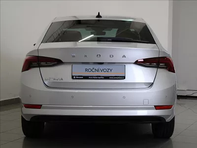 Škoda Octavia 2,0 TDi Style ACC Side Assist 85 kW šedá