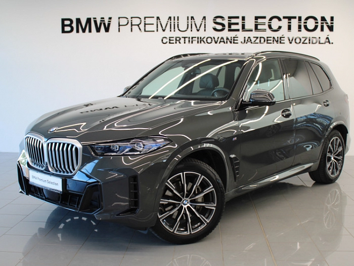 BMW X5 xDrive30d 210 kW automat Dravit Grey metallic