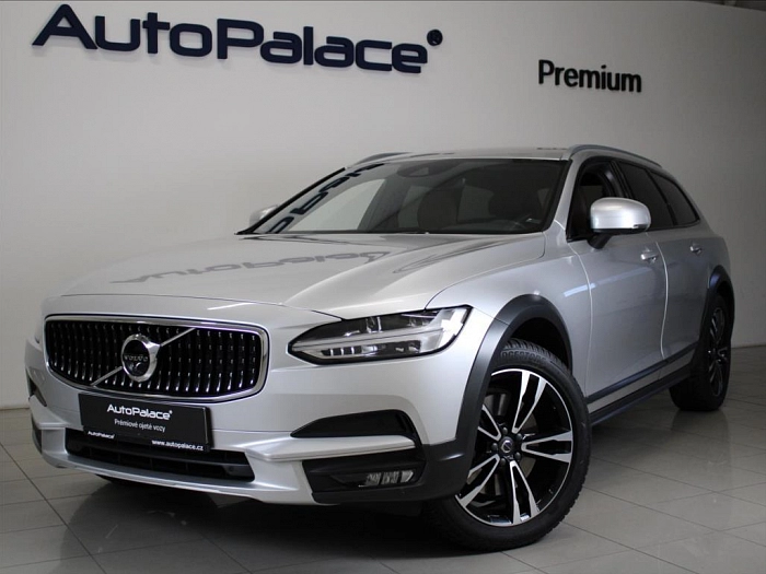 Volvo V90 2,0 D5 AWD CC Pro Ventilace ČR 173 kW automat šedá