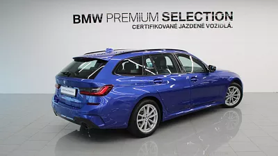 BMW 320d xDrive Touring 140 kW automat Portimao Blue