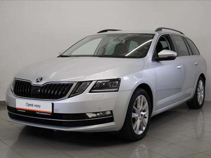 Škoda Octavia 2,0 TDi 135kW DSG Style 1.maj. 135 kW automat šedá