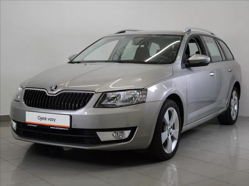 Škoda Octavia 1,6 TDi Style 1.maj.ČR 121tkm. 81 kW žlutá