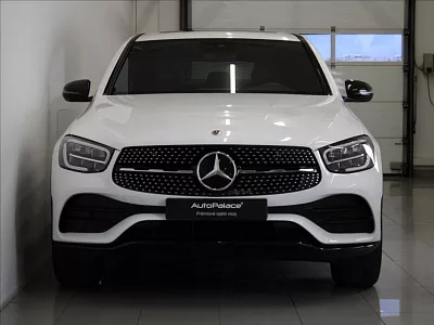 Mercedes-Benz GLC 2,0 220d 4M AMG Night Pano.ČR 143 kW automat bílá