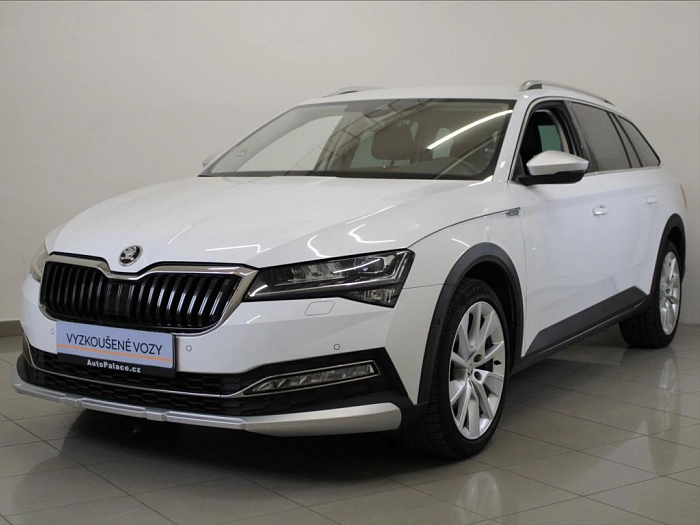 Škoda Superb 2,0 TDi 147kW 4x4 Scout ČR 147 kW automat bílá