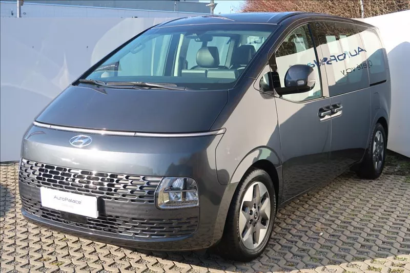 Hyundai Staria 2,2 cRDi STYLE PREMIUM 4x2 PANO 130 kW automat šedá