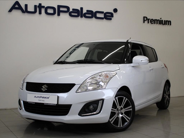 Suzuki Swift 1,2 VVT 69kW 1.maj. 28 420km! 69 kW bílá