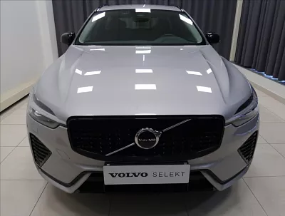 Volvo XC60 2,0 B5 AWD AUT Plus POLESTAR 184 kW automat šedá