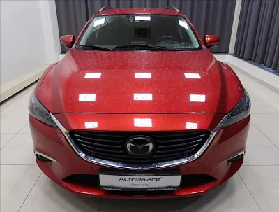 Mazda 6 2,2 D AUT AWD Revolution 129 kW automat červená