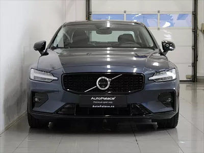 Volvo S60 2,0 B5 AWD Ultimate Dark 2024 184 kW automat šedá