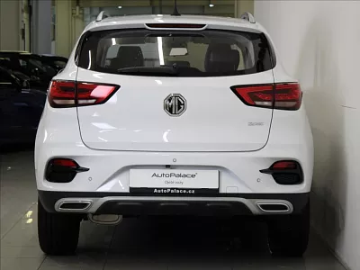 MG ZS 1,0 T 82kW Elegance PANO 18tkm 82 kW bílá