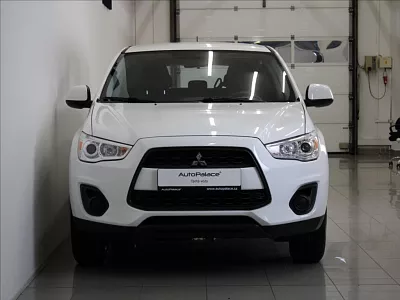 Mitsubishi ASX 1,6 i 86kW Inform 65tkm. TAŽNÉ 86 kW bílá