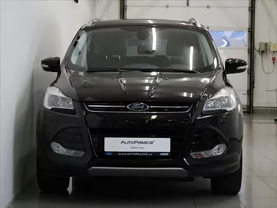 Ford Kuga 2,0 TDCi AT 4x4 Titan.1.maj.ČR 103 kW automat černá