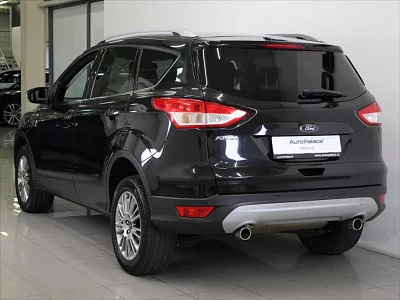 Ford Kuga 2,0 TDCi AT 4x4 Titan.1.maj.ČR 103 kW automat černá