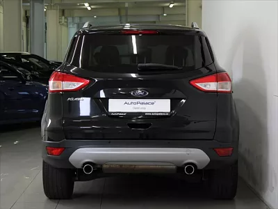 Ford Kuga 2,0 TDCi AT 4x4 Titan.1.maj.ČR 103 kW automat černá