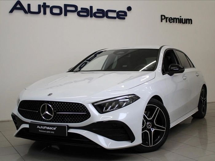 Mercedes-Benz A 2,0 A220 140kW AMG 4Matic ČR 140 kW automat bílá