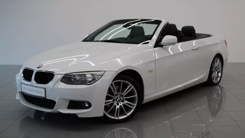 BMW 320d Cabrio 135 kW automat Alpine White