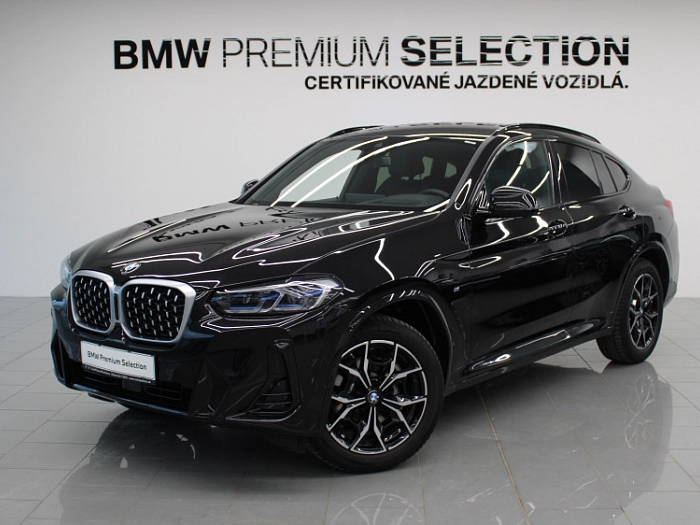 BMW X4 xDrive30d 210 kW automat Black Sapphire Metallic