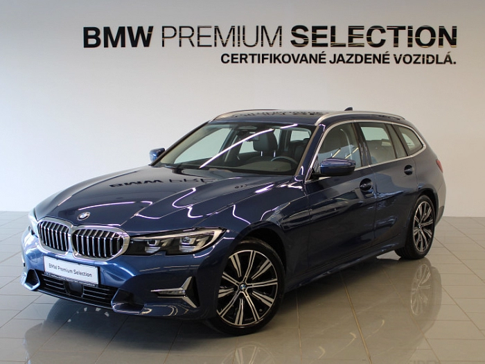 BMW 320d xDrive Touring 140 kW automat Phytonic Blue