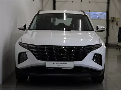 Hyundai Tucson 1,6 T-GDi 110kW MT 14 550 km 110 kW bílá