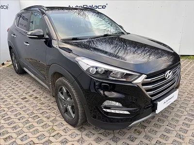 Hyundai Tucson 2,0 CRDI Style PREMIUM 4x4  AT 136 kW automat černá