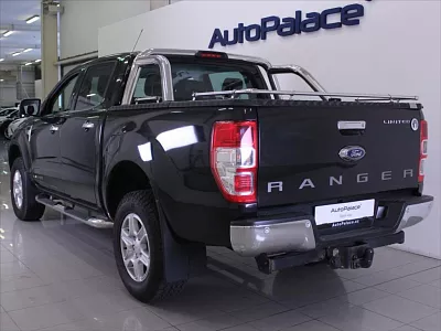 Ford Ranger 3,2 TDCi 147kW 4x4 AKČNÍ CENA! 147 kW černá