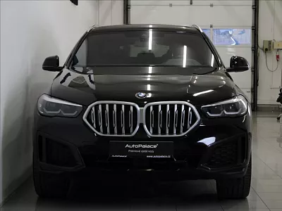 BMW X6 3,0 xDrive40i Tažné 1.maj.ČR 245 kW automat černá