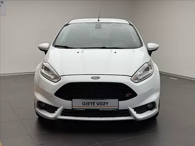 Ford Fiesta 1,6 ST+  EcoBoost 134 kW bílá