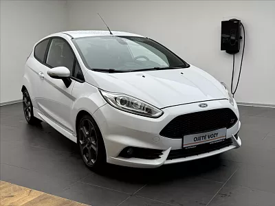 Ford Fiesta 1,6 ST+  EcoBoost 134 kW bílá