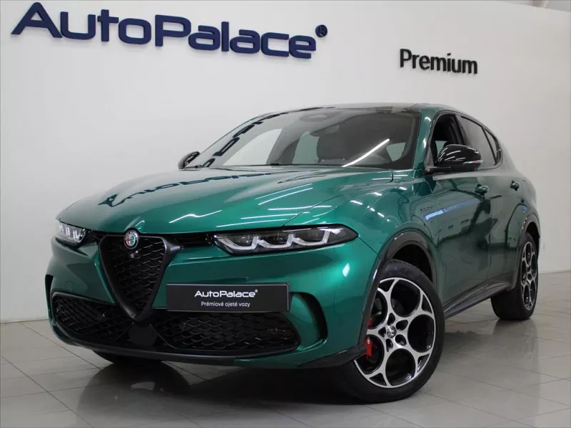 Alfa Romeo Tonale 1,3 PHEV 280k. Q4 Veloce 24tkm 206 kW automat zelená