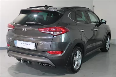 Hyundai Tucson 2,0 CRDI 100kW STYLE PREMIU 4x4 100 kW hnědá