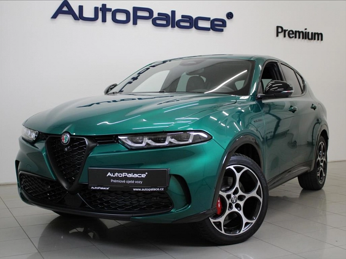 Alfa Romeo Tonale 1,3 PHEV 280k. Q4 Veloce 14tkm 132 kW automat zelená