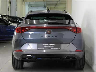 CUPRA Formentor 1,5 TSi DSG 21tkm. 5L.Zár.ČR 110 kW automat šedá