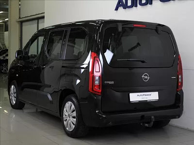 Opel Combo 1,5 CDTi 75kW Tažné 40tkm! ČR 75 kW černá