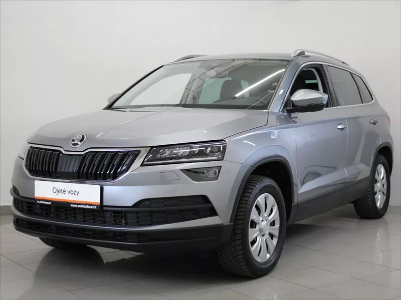 Škoda Karoq 2,0 TDi 4x4 DSG Style 54tkm! 110 kW automat šedá