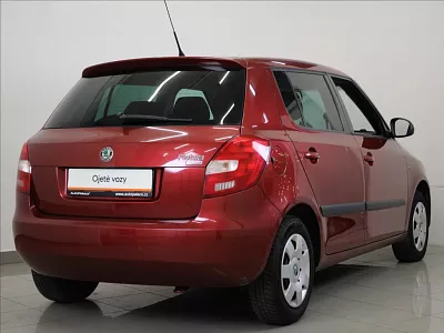 Škoda Fabia 1,2 HTP Sport KLIMA 1.maj ČR 51 kW červená