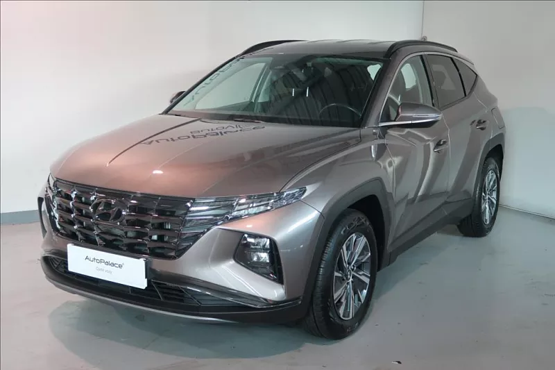 Hyundai Tucson 1,6 T-GDI 110kW SMART 1.MAJITE 110 kW hnědá