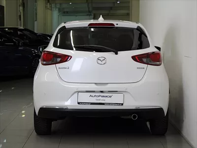 Mazda 2 1,5 G90 AT Rev. KAM. BEZKLÍČ 66 kW automat bílá