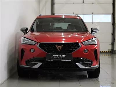 CUPRA Formentor 1,5 TSi DSG 31tkm. 5L.Zár.ČR 110 kW automat červená