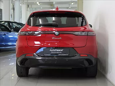 Alfa Romeo Tonale 1,5 T. e-Hybrid 160k VELOCE 117 kW automat červená