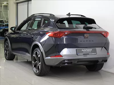 CUPRA Formentor 1,5 TSi DSG 23tkm. 5L.Zár.ČR 110 kW automat modrá metalíza