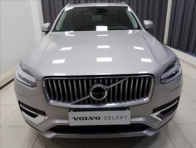 Volvo XC90 2,0 B5 AWD AUT  Core 7-míst 184 kW automat šedá