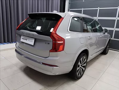 Volvo XC90 2,0 B5 AWD AUT  Core 7-míst 184 kW automat šedá