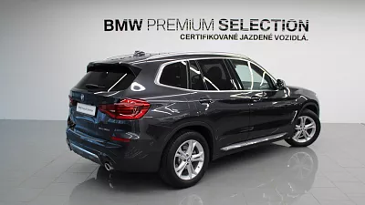 BMW X3 xDrive20d 140 kW automat sophisto-grau brillant metallic