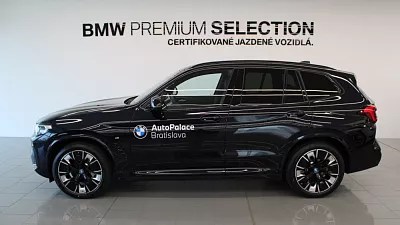 BMW iX3 210 kW automat M Carbon Black