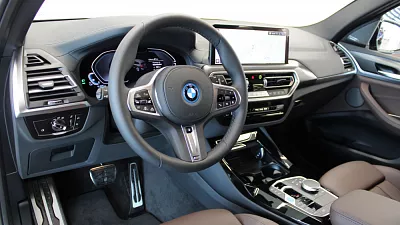 BMW iX3 210 kW automat M Carbon Black