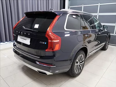 Volvo XC90 2,0 D5 AWD AUT Inscription 177 kW automat modrá