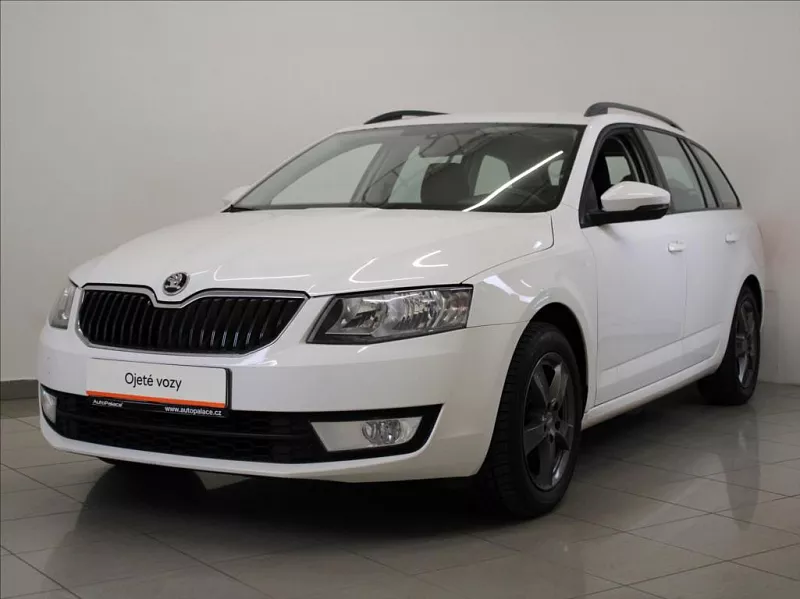 Škoda Octavia 1,6 TDi Ambi+ TAŽNÉ 2xSady Kol 77 kW bílá